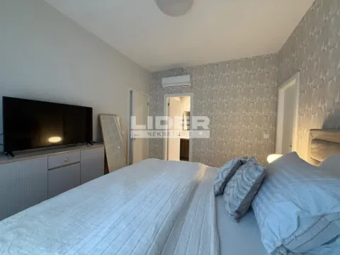 Izdavanje, trosoban stan, 76m², Savski Venac, Beograd - image 14