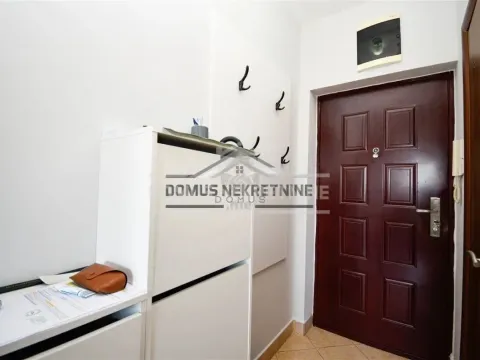 Izdavanje, jednosoban stan, 42m², City Kvart, Podgorica - image 3