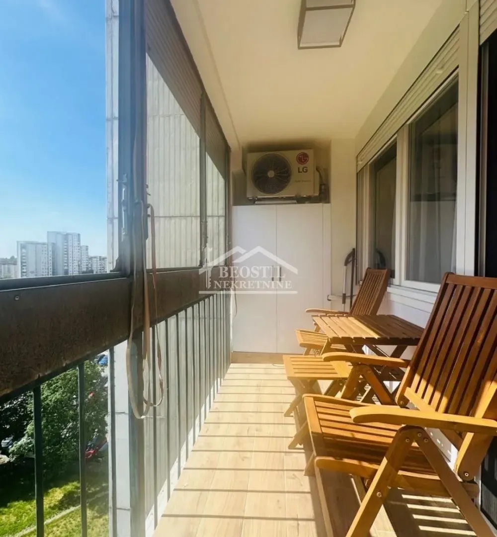 Sale, three bedroom apartment, 70m², Novi Beograd Blok 61, Novi Beograd Sve Podlokacije