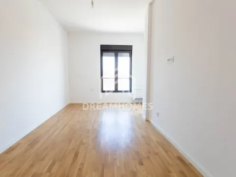Sale, two bedroom apartment, 75m², Pejton, Podgorica - image 4