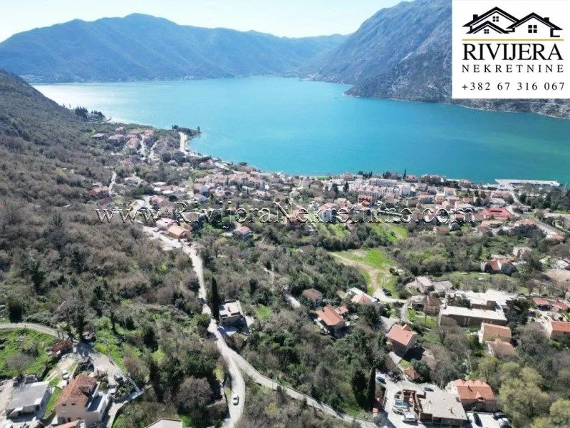 Prodaja, plac, 1241m², Risan, Kotor