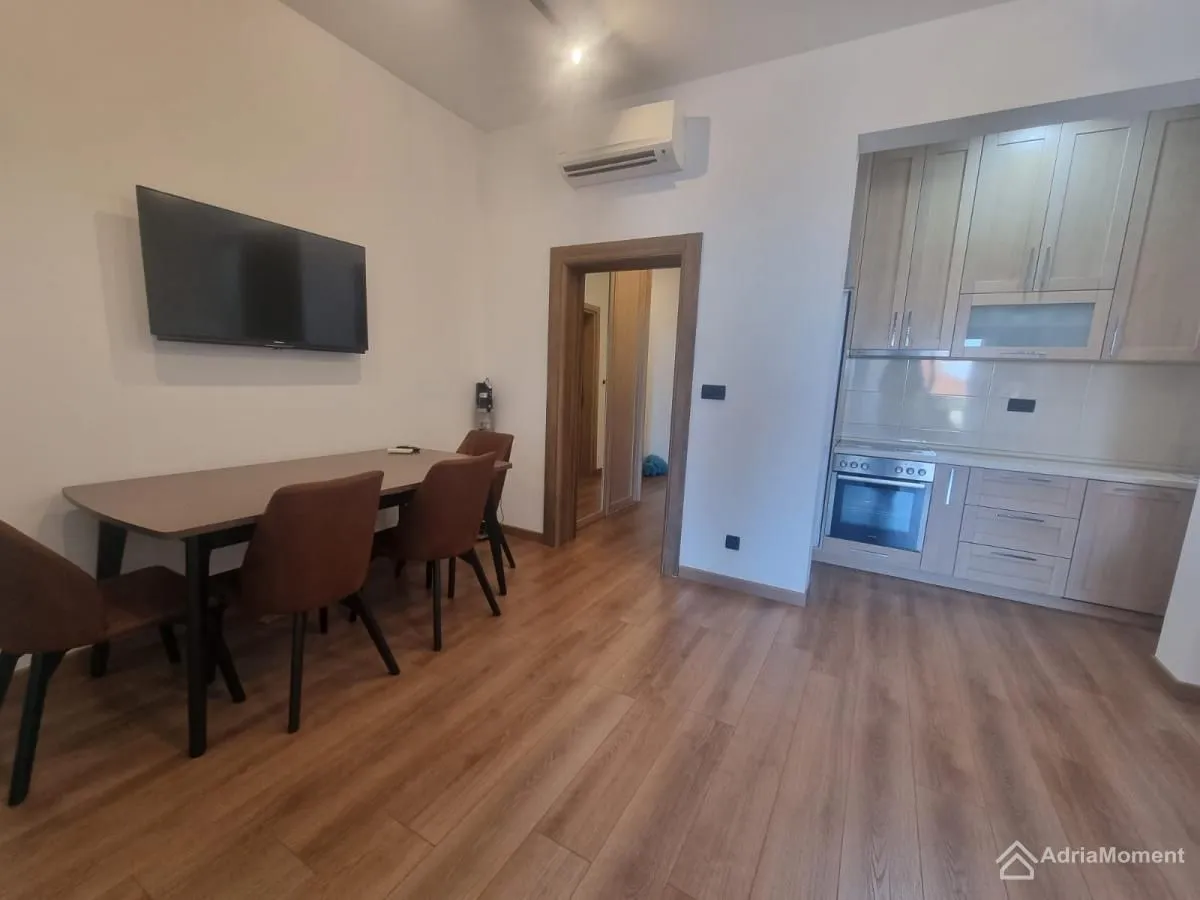 Sale, studio apartment, 70m², Bečići, Budva