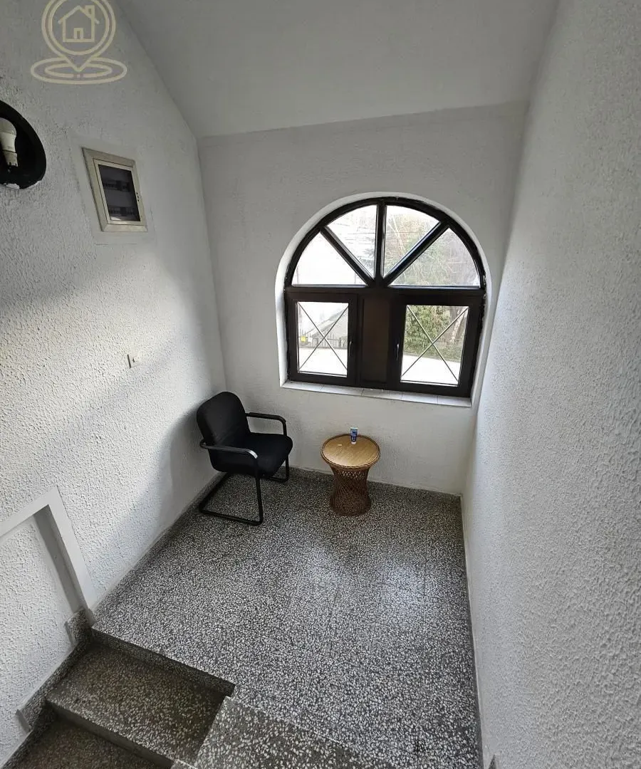 Rent, office space, 180m², Centar, Kragujevac