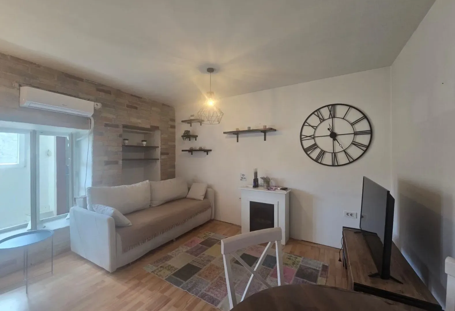Prodaja, jednosoban stan, 37m², Drač, Podgorica