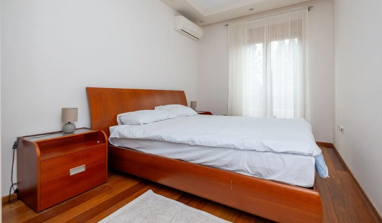 Rent, two bedroom apartment, 75m², Podgorica, Crna Gora