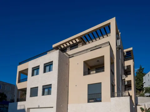 Sale, two bedroom apartment, 63m², Pod Kuk, Tivat - image 27