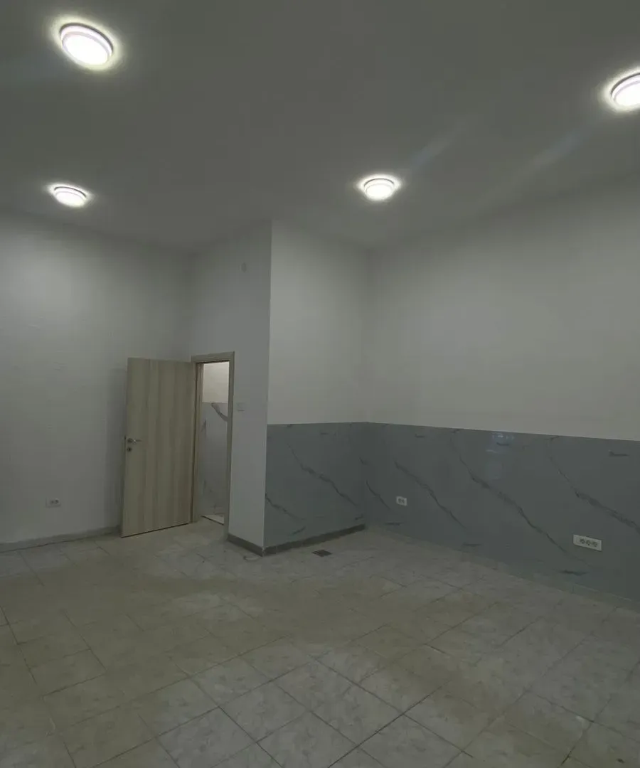 Rent, office space, 30m², Centar, Podgorica