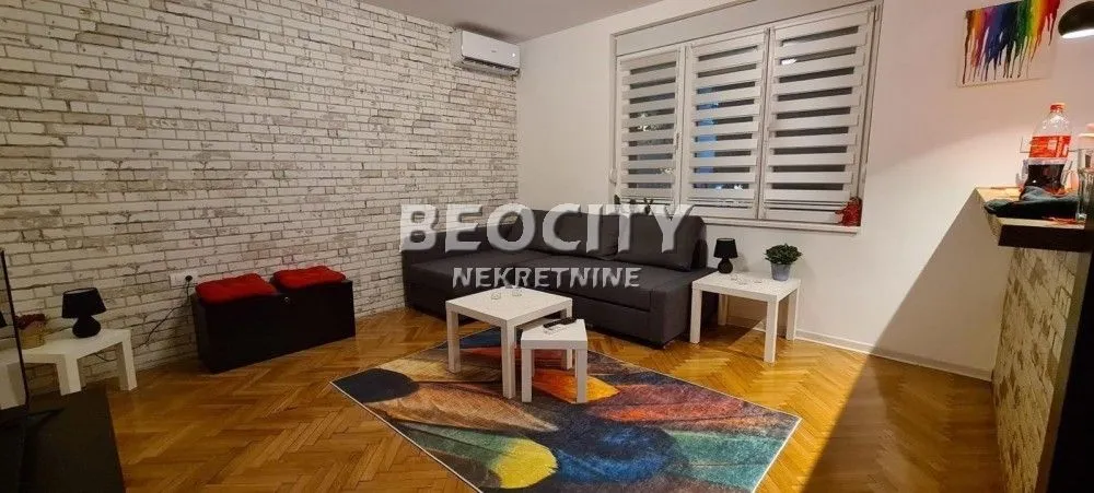 Izdavanje, jednosoban stan, 37m², Bajlonijeva Pijaca, Beograd