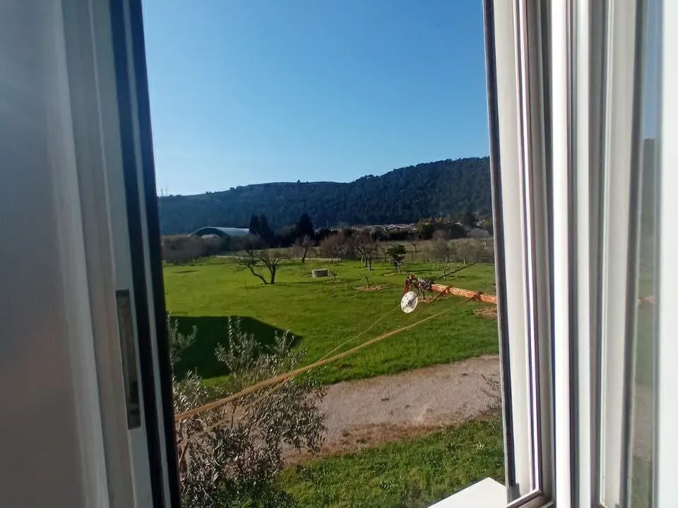 Sale, studio apartment, 26m², Centar, Bar