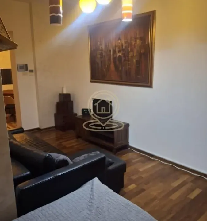 Izdavanje, jednosoban stan, 35m², Stari Grad, Beograd