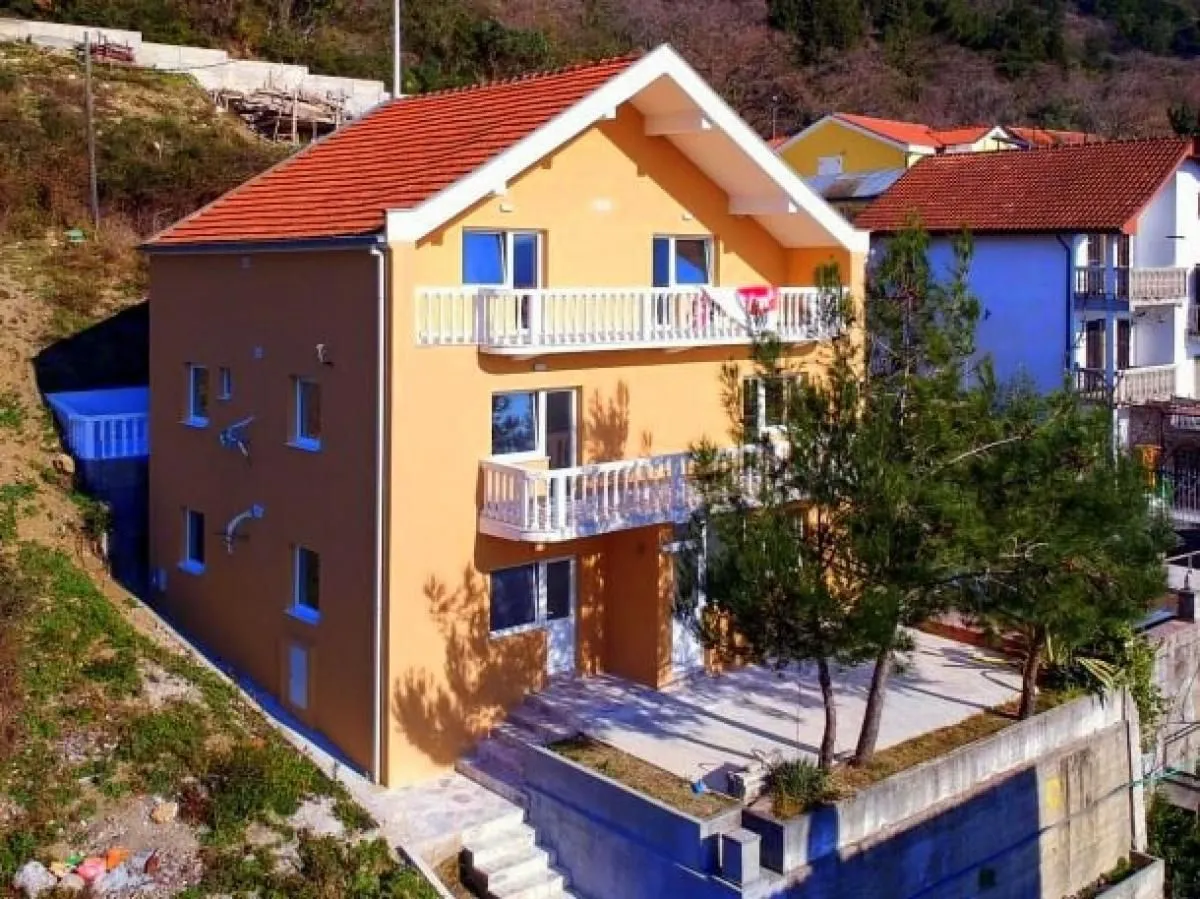 Sale, one bedroom apartment, 42m², Kavač, Kotor