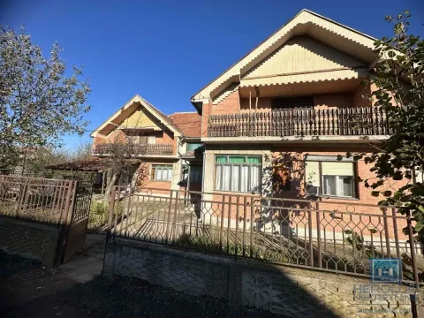 Prodaja, kuća, 490m², Ćuprija, Srbija - image 2