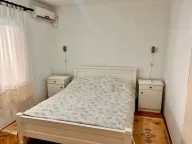 Rent, five bedroom apartment, 170m², Stari Aerodrom, Podgorica - image 5