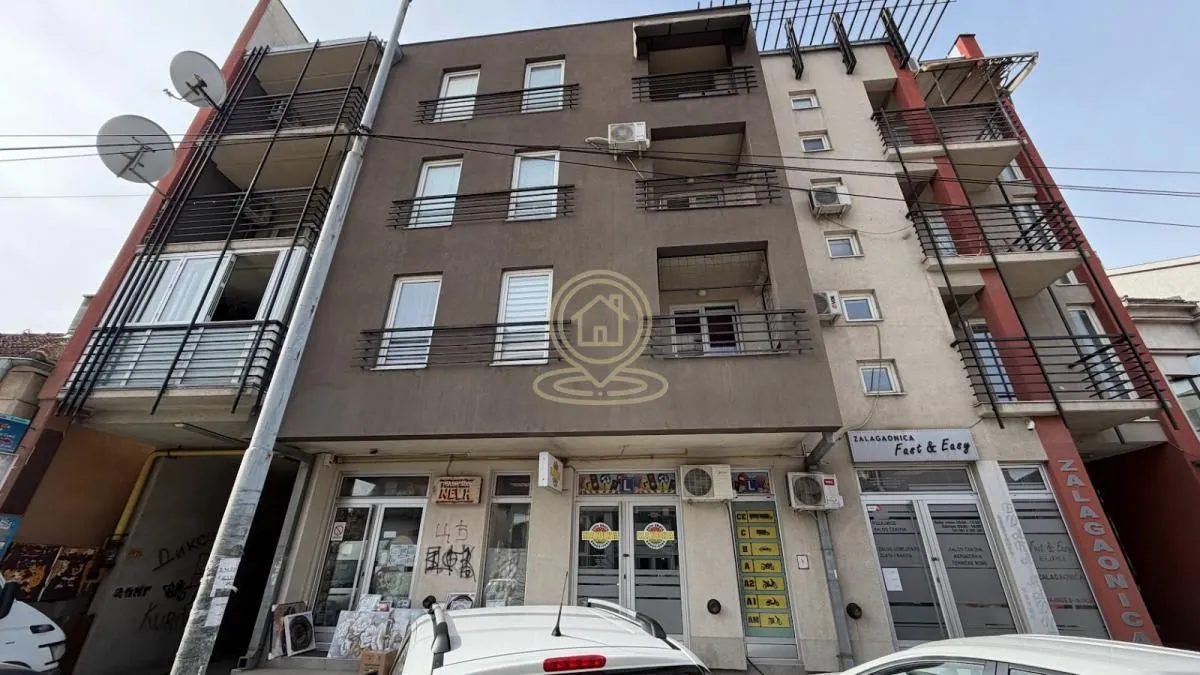 Sale, office space, 31m², Vašarište, Kragujevac