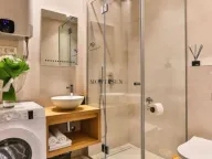 Izdavanje, jednosoban stan, 53m², Budva, Crna Gora - image 9