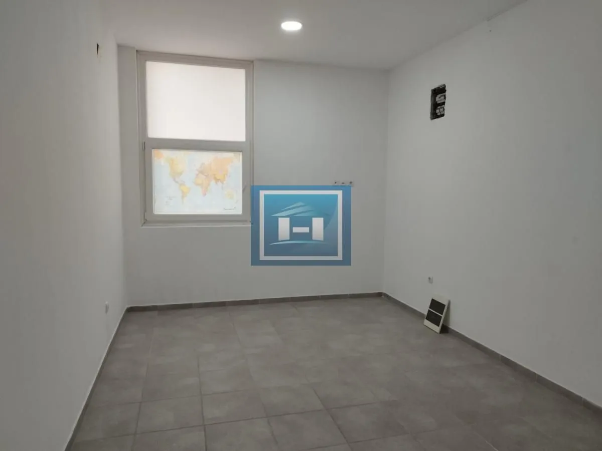 Sale, office space, 47m², Aqua park, Jagodina