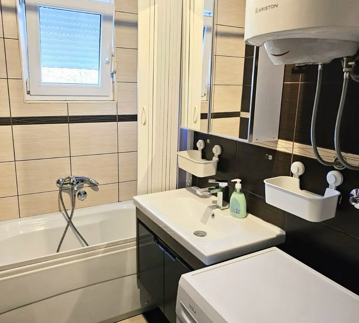 Prodaja, dvosoban stan, 80m², Zagorič, Podgorica