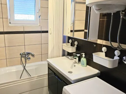 Prodaja, dvosoban stan, 80m², Zagorič, Podgorica - image 4