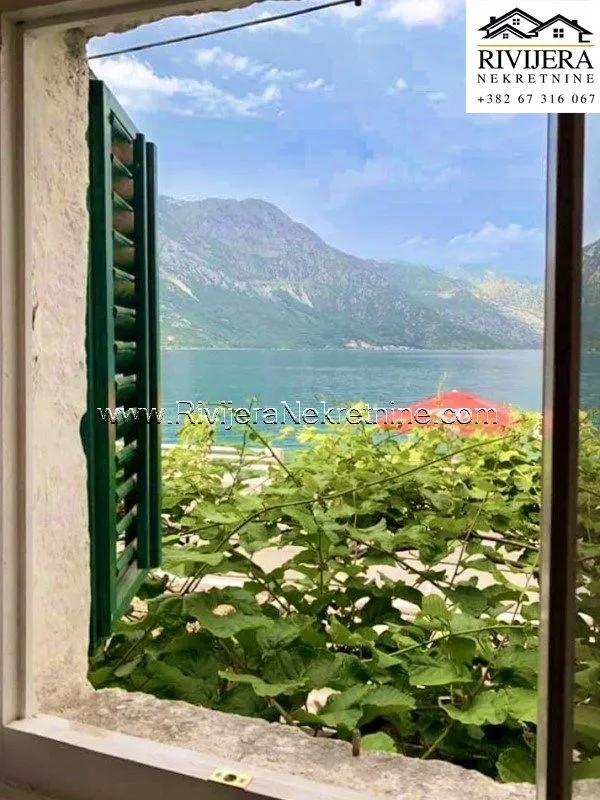 Prodaja, kuća, 300m², Kostanjica, Kotor