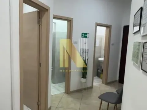 Poslovni prostor in Detelinara