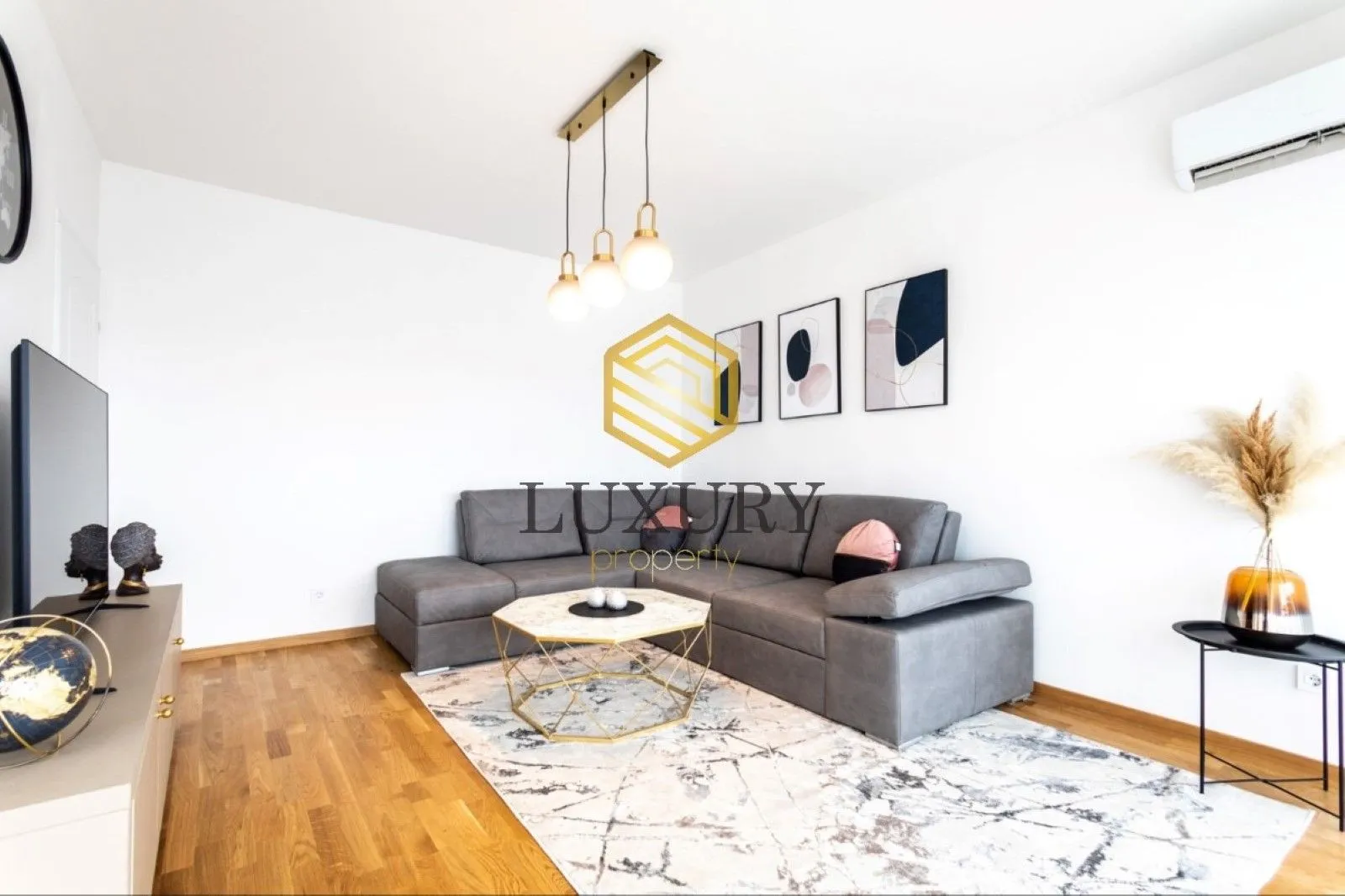 Rent, one bedroom apartment, 55m², Pejton, Podgorica