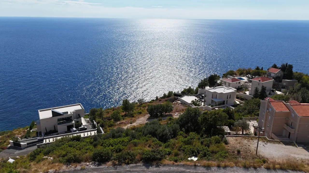 Prodaja, plac, 573m², Reževići, Budva