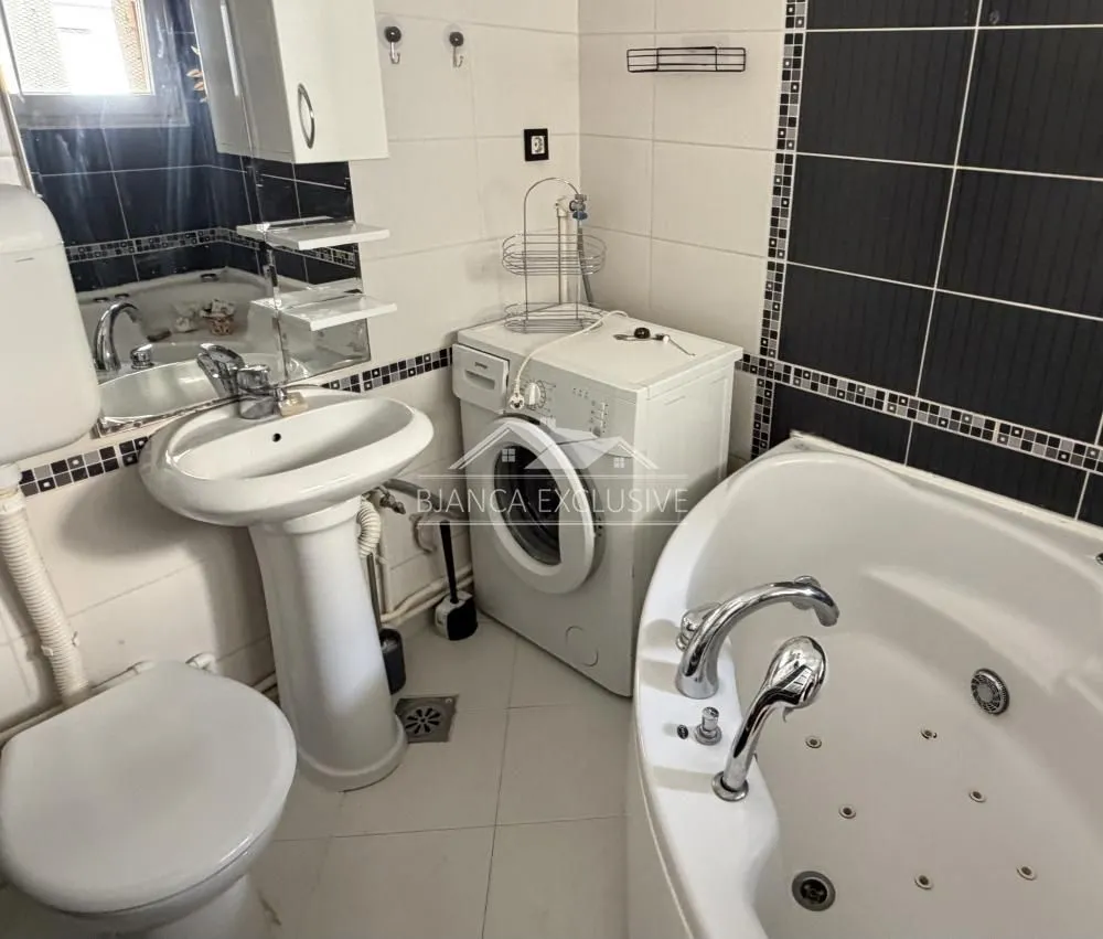 Prodaja, jednosoban stan, 37m², Novi Beograd Sve Podlokacije, Beograd