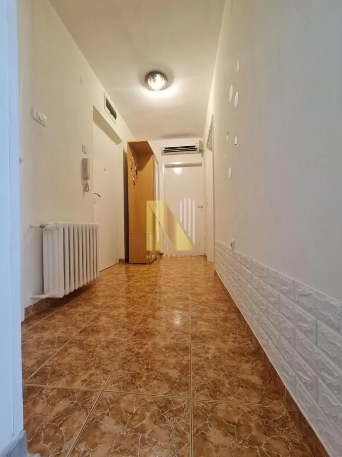 Prodaja, dvosoban stan, 56m², Železnička Stanica, Novi Sad Sve Podlokacije