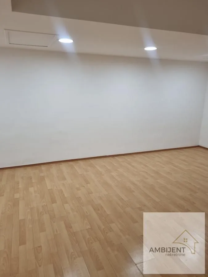 Rent, office space, 212m², Tašmajdan, Palilula Sve Podlokacije
