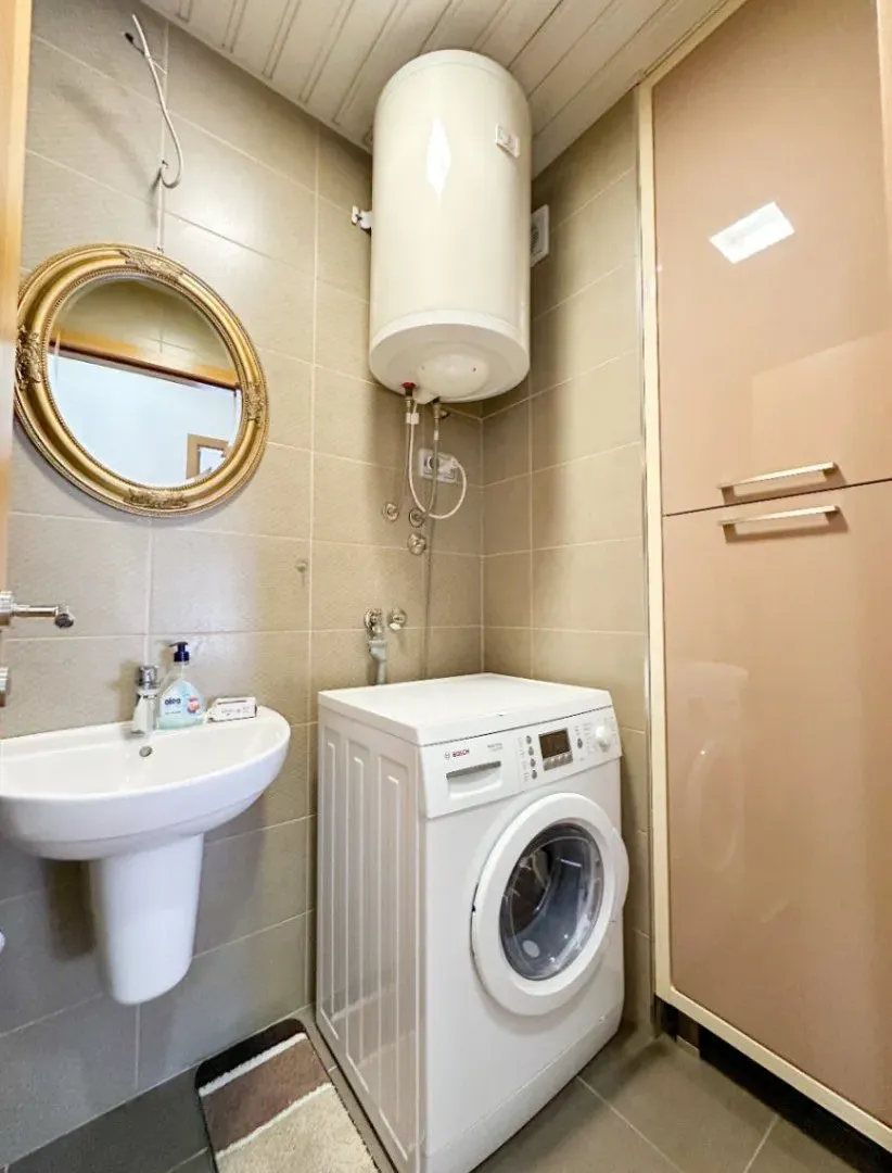 Izdavanje, dvosoban stan, 64m², City Kvart, Podgorica