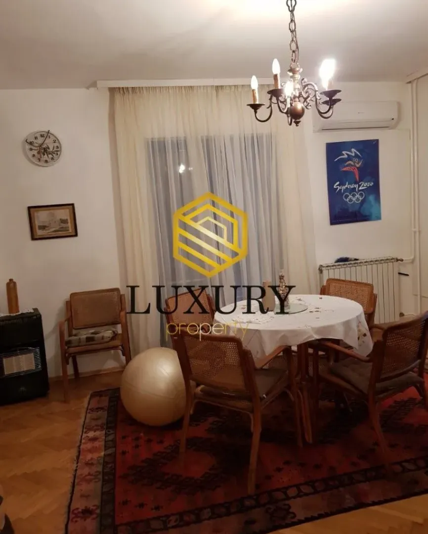 Rent, house, 240m², Škaljari, Kotor