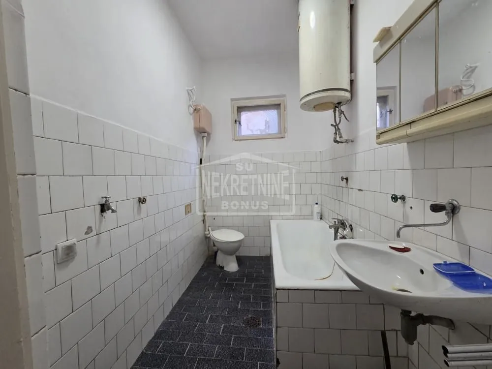 Prodaja, kuća, 250m², Bajmok, Subotica