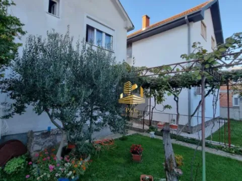 Sale, house, 250m², Stari Aerodrom, Podgorica - image 5