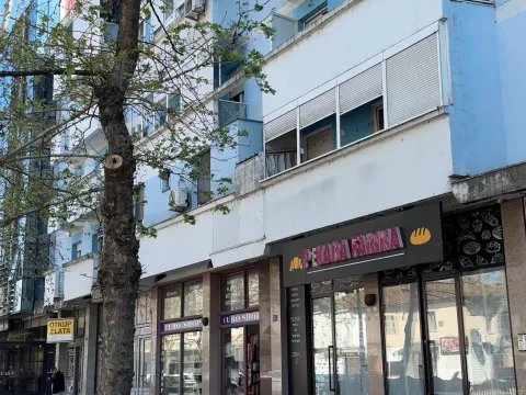 Rent, office space, 122m², Centar, Podgorica - image 2