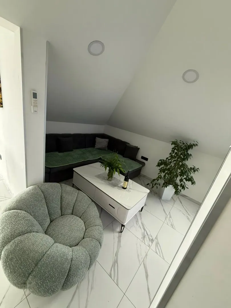 Rent, two bedroom apartment, 70m², Popovići, Bar