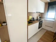 Izdavanje, dvosoban stan, 55m², New City, Podgorica - image 9