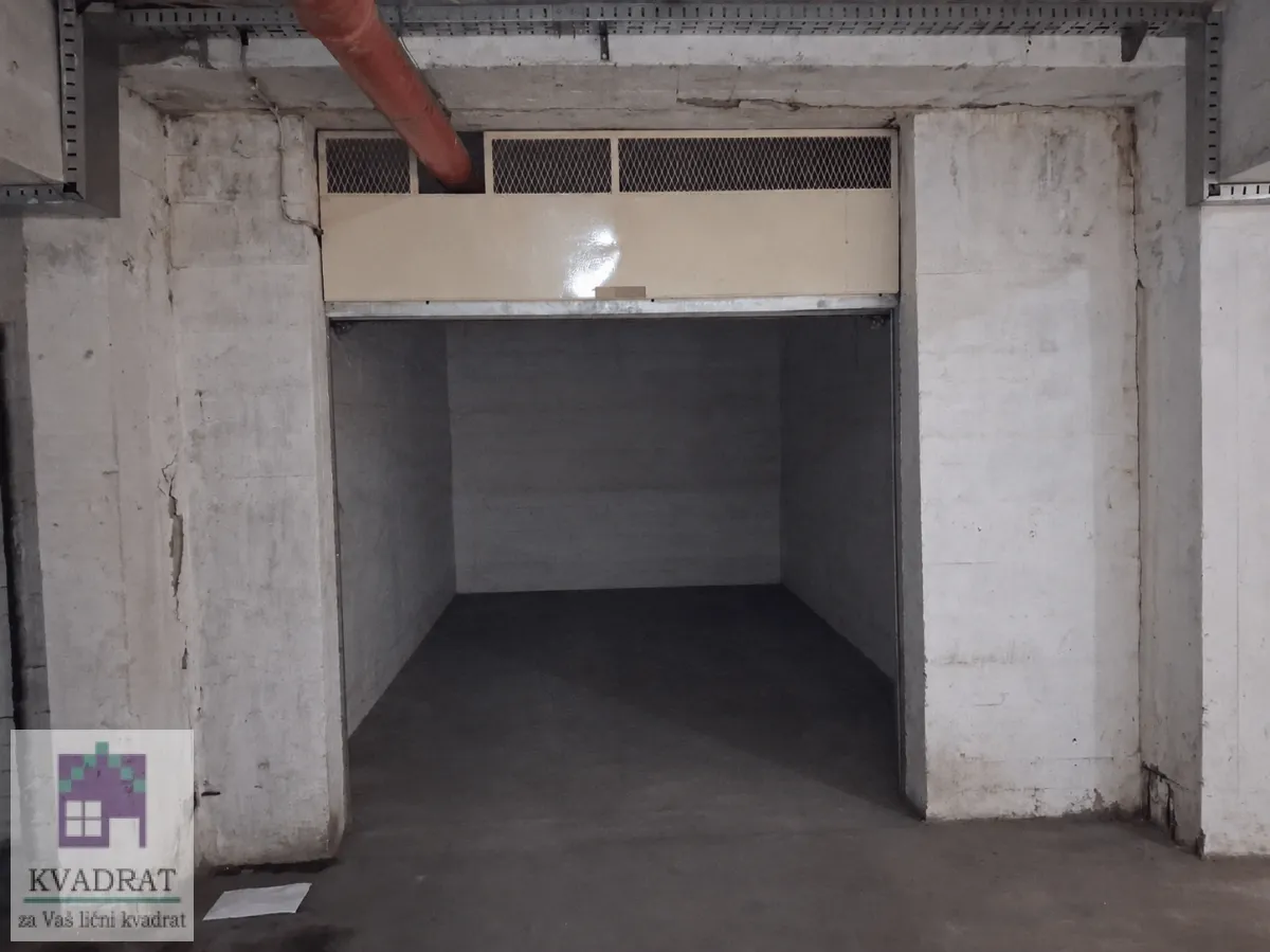 Sale, parking/garage, 17m², Centar, Novi Sad