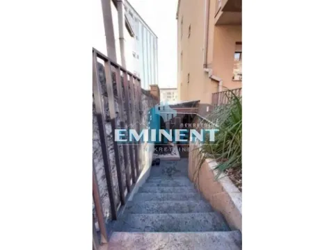 Prodaja, poslovni prostor, 28m², Vračar Sve Podlokacije, Beograd - image 7