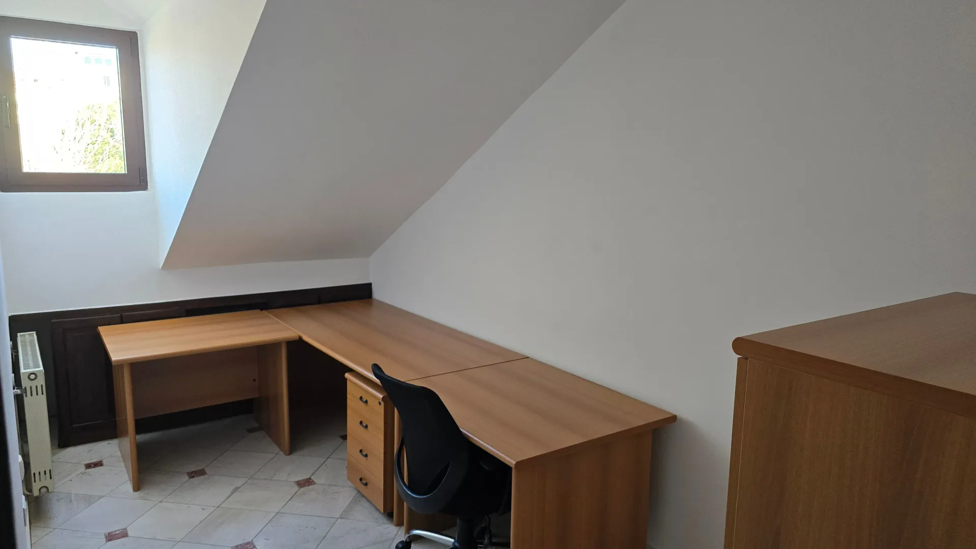 Rent, office space, 140m², Centar, Podgorica
