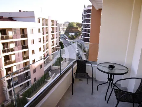 Prodaja, dvosoban stan, 60m², Bečići, Budva - image 19
