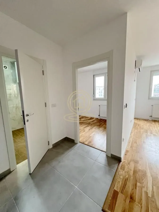 Izdavanje, dvosoban stan, 42m², Petrovaradin, Novi Sad