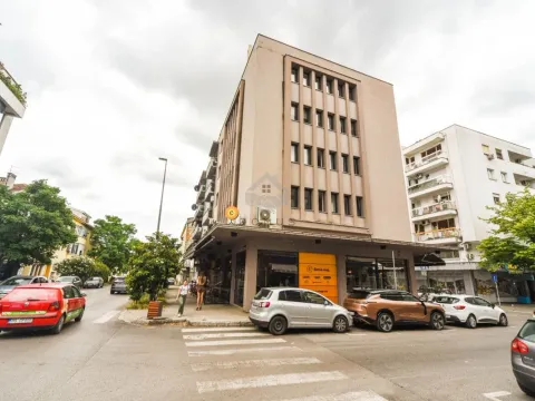 Prodaja, dvosoban stan, 78m², Centar, Podgorica - image 4