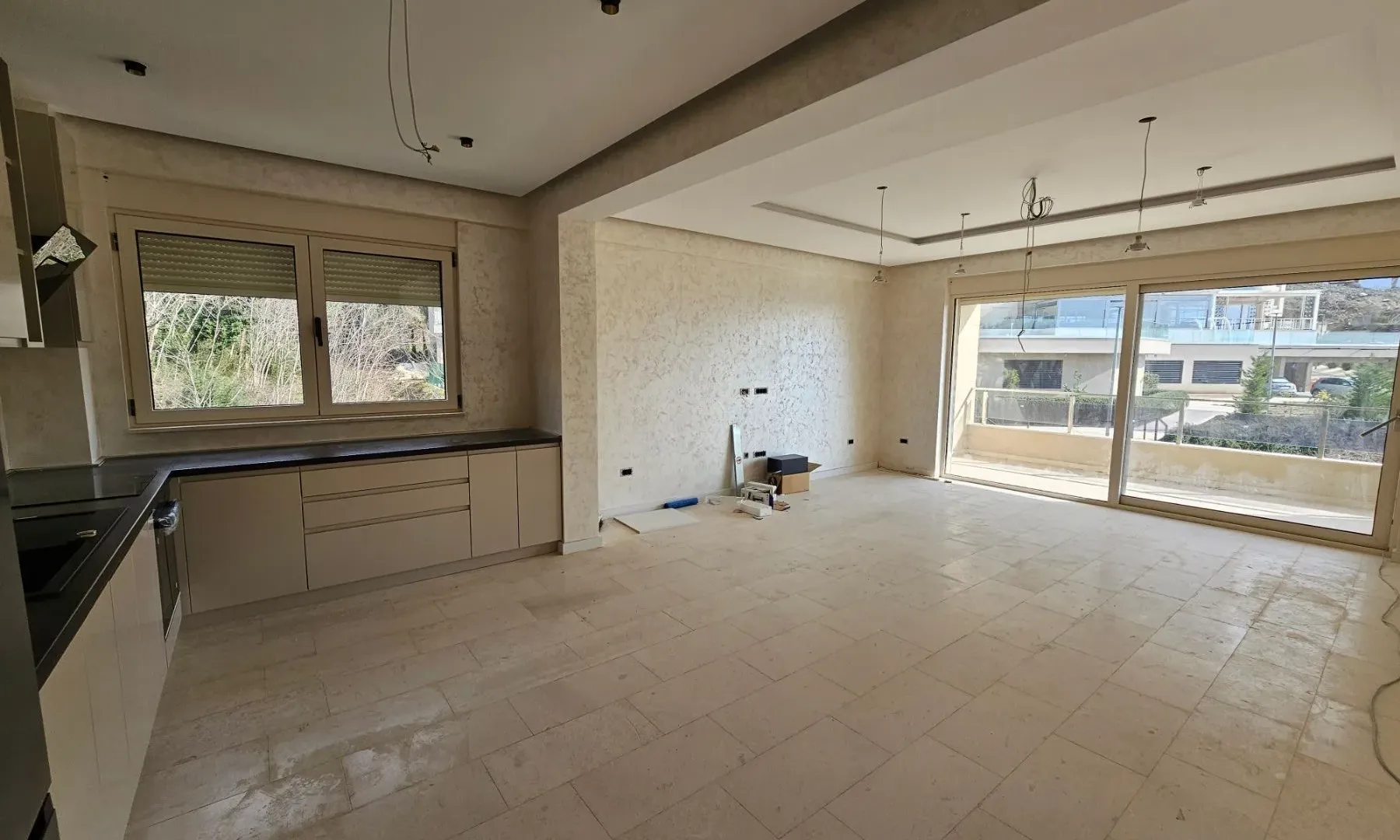 Sale, two bedroom apartment, 94m², Bečići, Budva