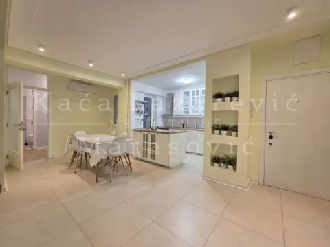 Izdavanje, četvorosoban stan, 99m², Gundulićev Venac, Beograd - image 7