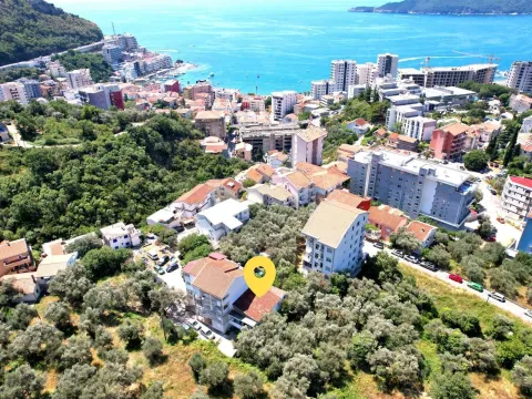 Sale, house, 165m², Bečići, Budva - image 12