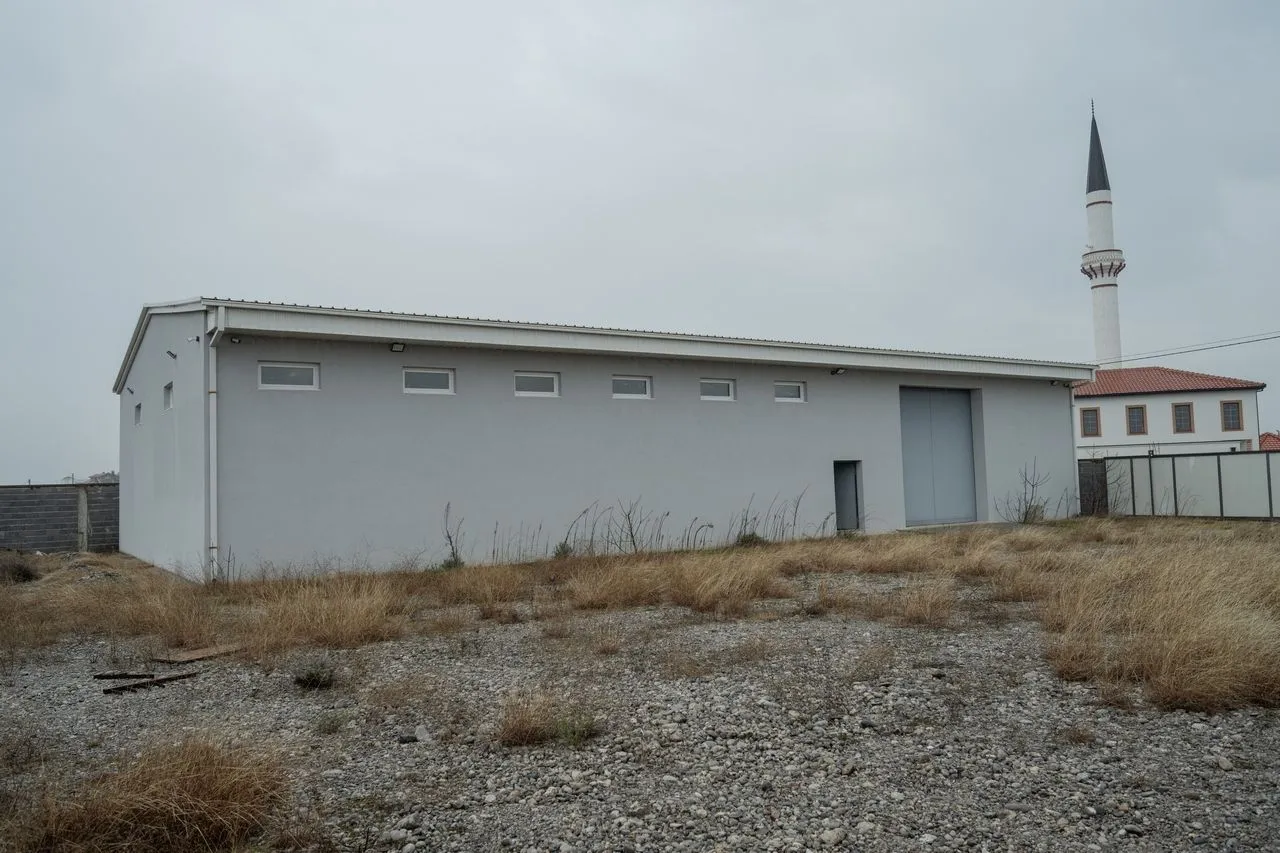 Izdavanje, poslovni prostor, 520m², Tuzi, Podgorica