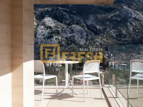 Prodaja, dvosoban stan, 136m², Kotor, Crna Gora - image 3