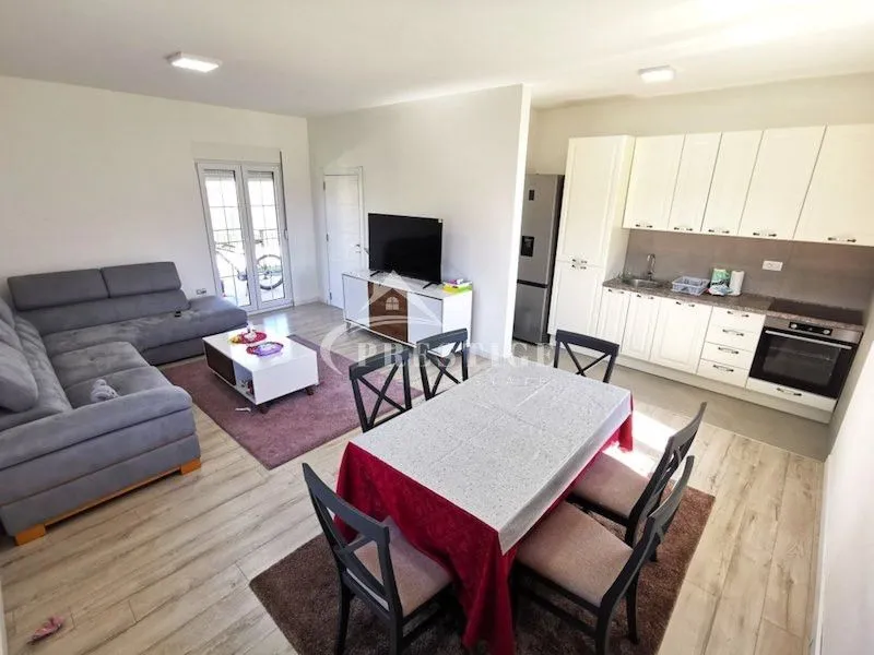 Prodaja, kuća, 74m², Tološi, Podgorica