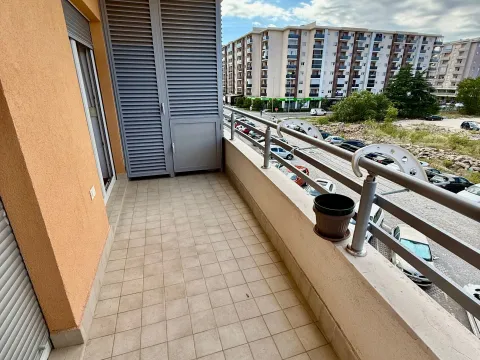 Rent, one bedroom apartment, 50m², City Kvart, Podgorica - image 5