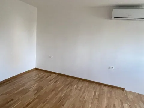Prodaja, trosoban stan, 93m², Podgorica, Crna Gora - image 6